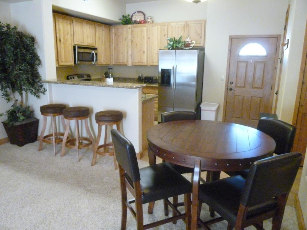 Ruidoso River Resort Condos Ruang foto